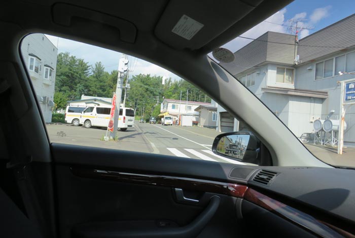 webnews¡’©‚Ì–kŒ©^Œð·“_‚©‚瓌‚T†ü‘¤‚̈ɓ¡ƒXƒgƒA[•ûŒü