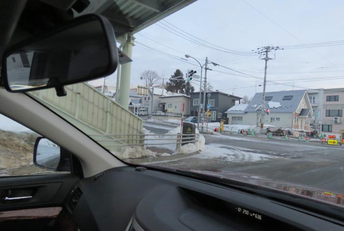 webnews今朝の北見/東9丁目歩道橋の交差点から左