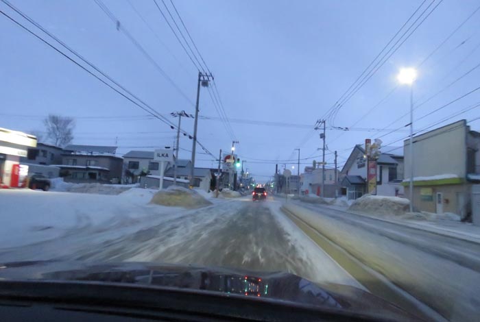 webnews今朝の北見/とん田通り、南大通り交差点から国道39号方向