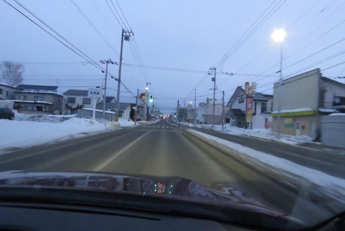 webnews今朝の北見/とん田通り、南大通り交差点から国道39号方向