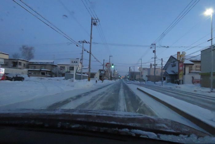 webnews今朝の北見/とん田通り、南大通り交差点から国道39号方向