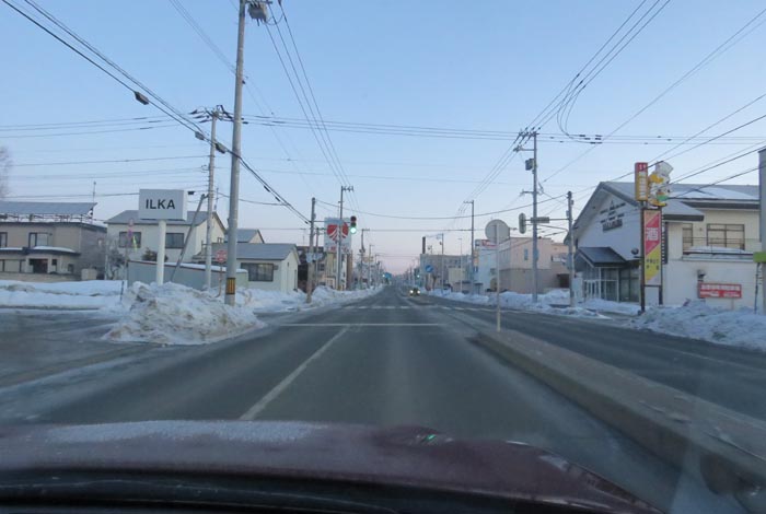 webnews今朝の北見/とん田通り、南大通り交差点から国道39号方向