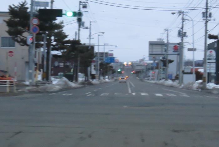 webnews今朝の北見/交差点から奥は常呂方面