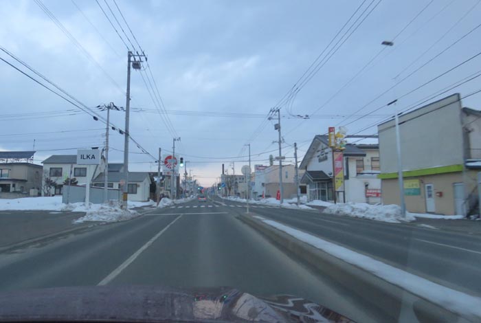 webnews今朝の北見/とん田通り、南大通り交差点から国道39号方向
