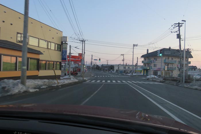 webnews今朝の北見/無加川橋を渡り南大通り交差点方向