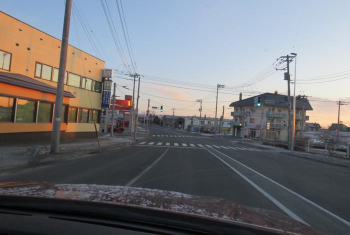 webnews今朝の北見/無加川橋を渡り南大通り交差点方向