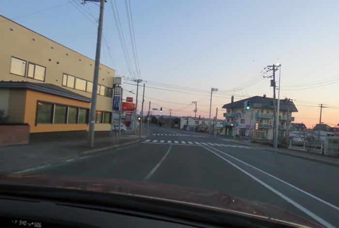 webnews今朝の北見/無加川橋を渡り南大通り交差点方向