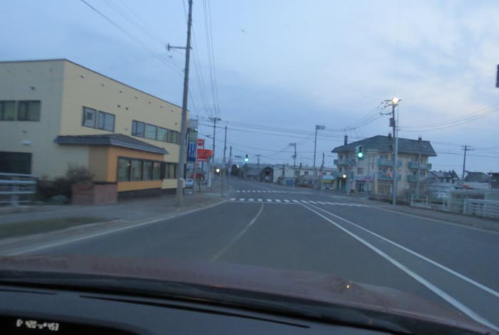 webnews今朝の北見/無加川橋を渡り南大通り交差点方向