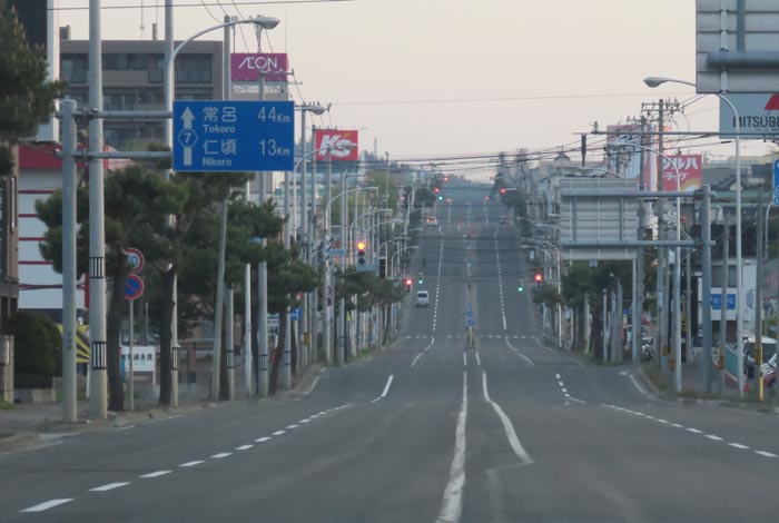webnews今朝の北見/交差点から奥は常呂方面