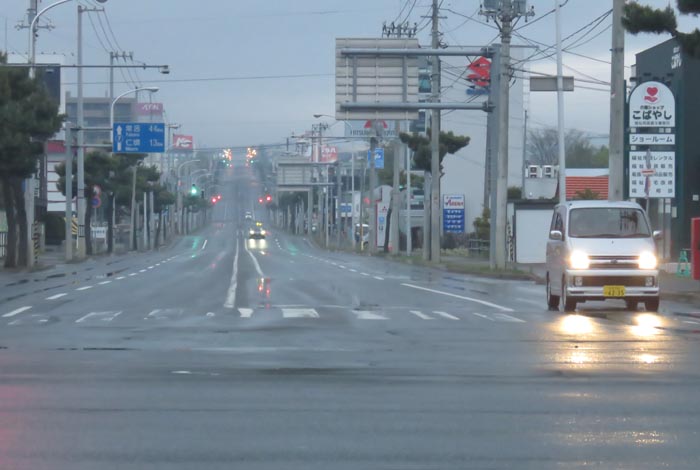 webnews今朝の北見/交差点から奥は常呂方面