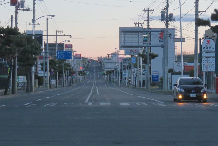 webnews今朝の北見/交差点から奥は常呂方面