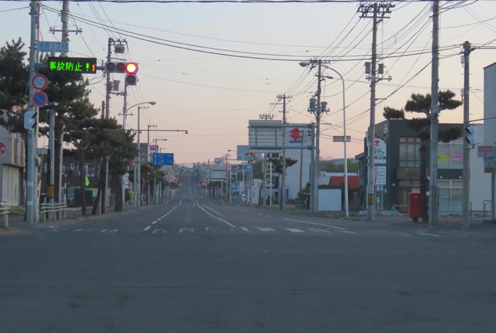 webnews今朝の北見/交差点から奥は常呂方面