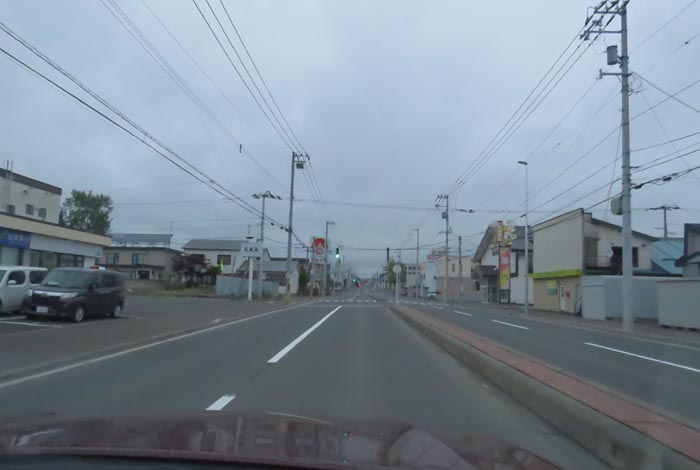 webnews今朝の北見/とん田通り、南大通り交差点から国道39号方向