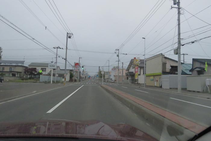 webnews今朝の北見/とん田通り、南大通り交差点から国道39号方向