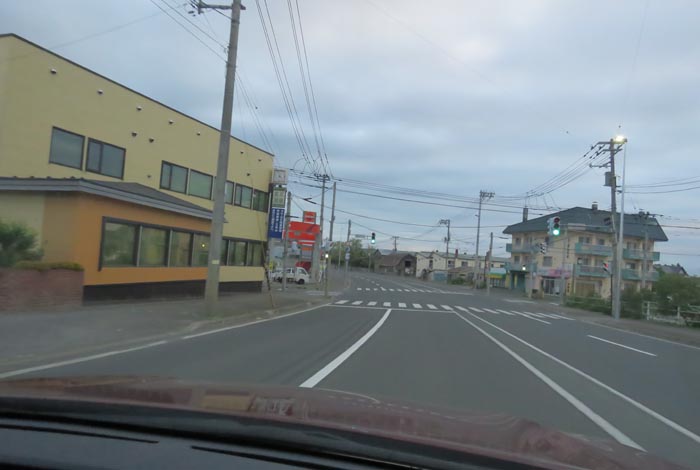 webnews今朝の北見/無加川橋を渡り南大通り交差点方向