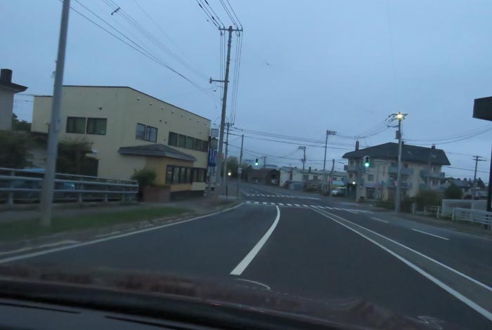 webnews今朝の北見/無加川橋を渡り南大通り交差点方向