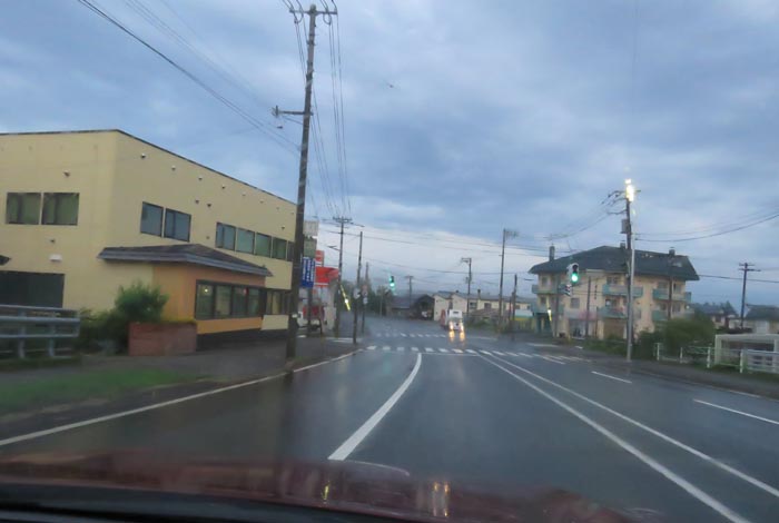 webnews今朝の北見/無加川橋を渡り南大通り交差点方向