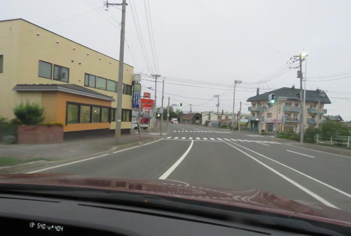 webnews今朝の北見/無加川橋を渡り南大通り交差点方向