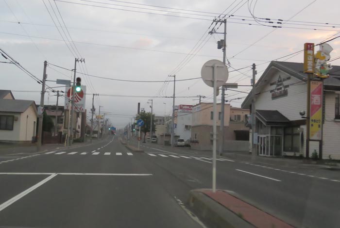 webnews今朝の北見/とん田通り、南大通り交差点から国道39号方向