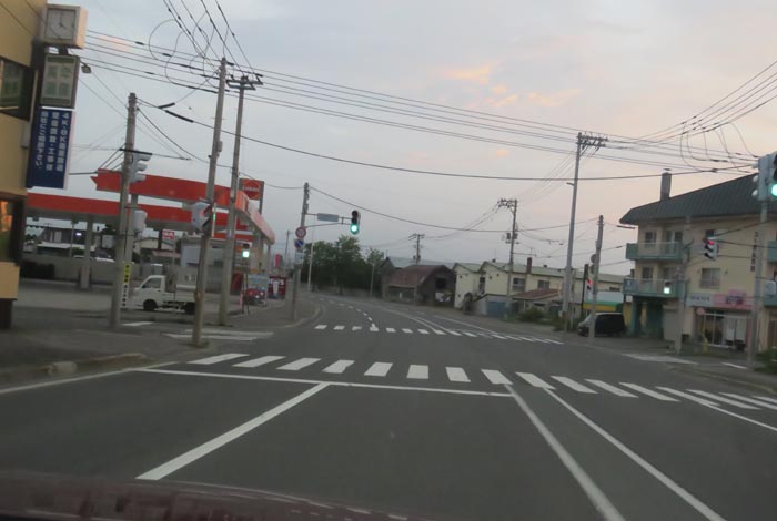 webnews今朝の北見/無加川橋を渡り南大通り交差点方向