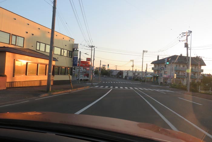 webnews今朝の北見/無加川橋を渡り南大通り交差点方向