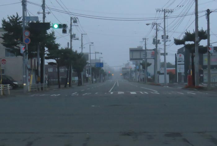 webnews今朝の北見/交差点から奥は常呂方面