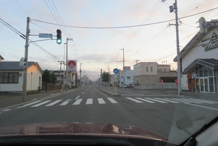 webnews今朝の北見/とん田通り、南大通り交差点から国道39号方向