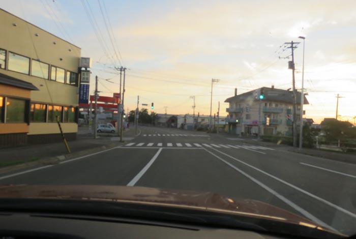webnews今朝の北見/無加川橋を渡り南大通り交差点方向