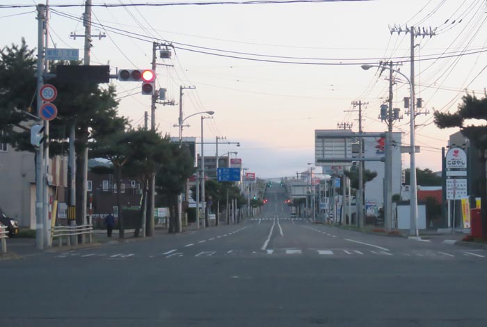 webnews今朝の北見/交差点から奥は常呂方面