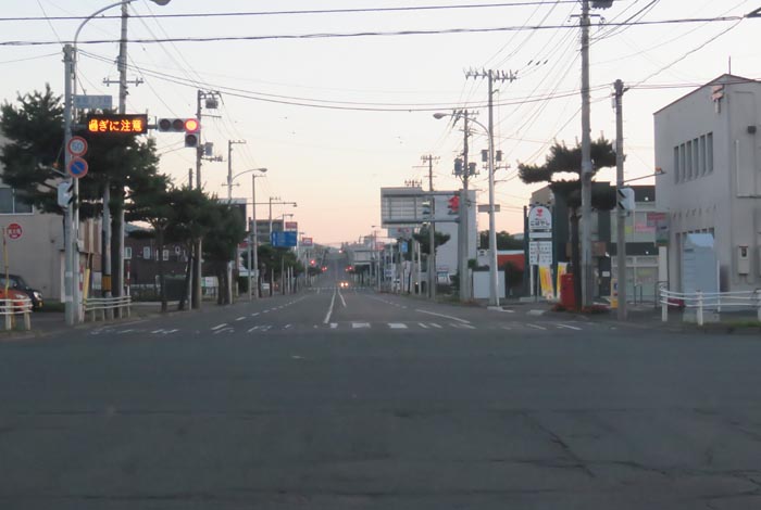 webnews今朝の北見/交差点から奥は常呂方面
