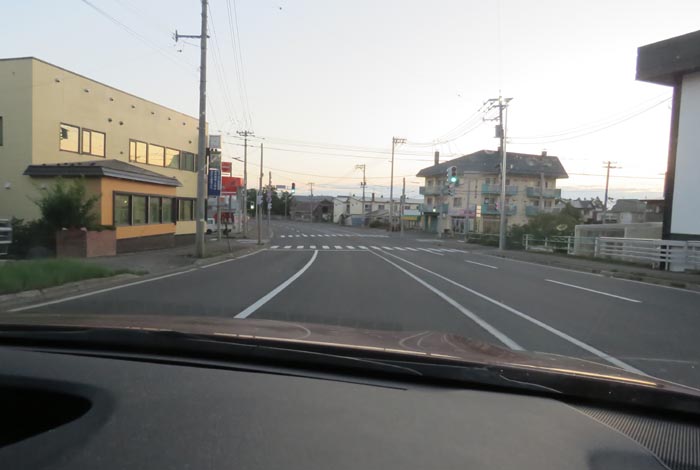 webnews今朝の北見/無加川橋を渡り南大通り交差点方向