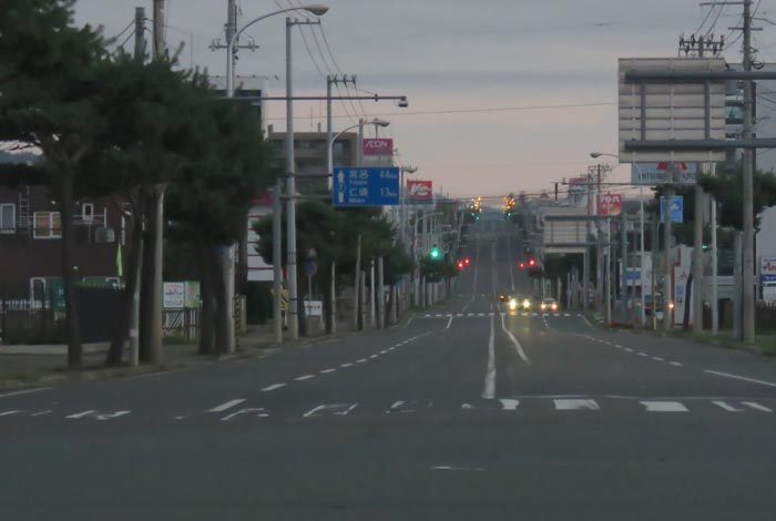 webnews今朝の北見/交差点から奥は常呂方面