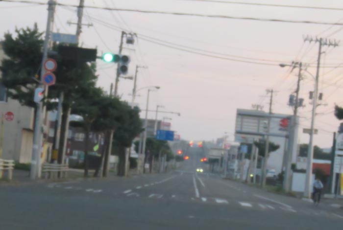 webnews今朝の北見/交差点から奥は常呂方面