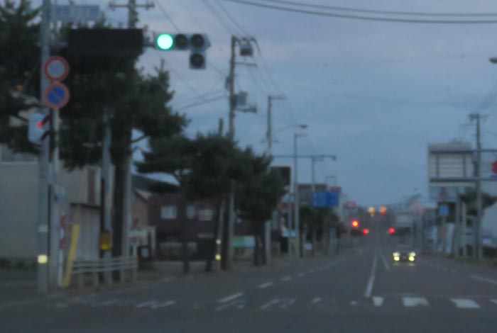 webnews今朝の北見/交差点から奥は常呂方面
