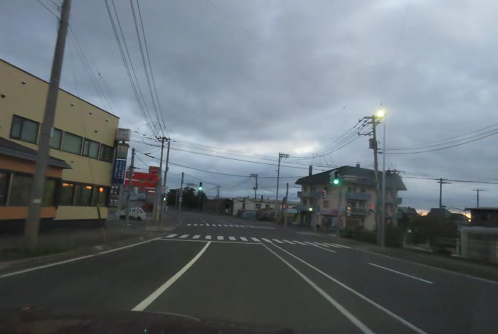 webnews今朝の北見/無加川橋を渡り南大通り交差点方向