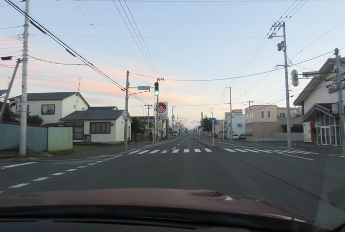 webnews今朝の北見/とん田通り、南大通り交差点から国道39号方向