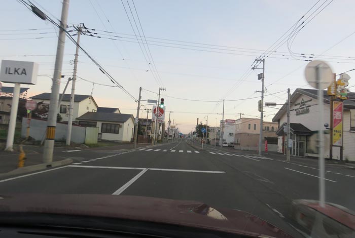 webnews今朝の北見/とん田通り、南大通り交差点から国道39号方向