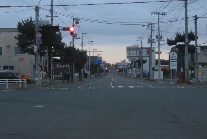 webnews今朝の北見/交差点から奥は常呂方面