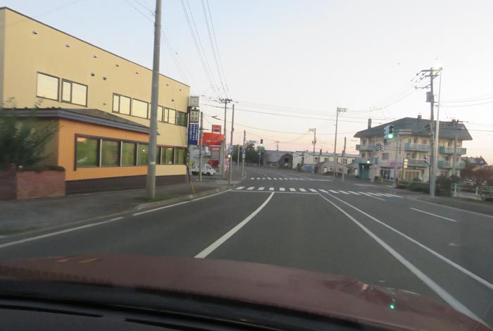 webnews今朝の北見/無加川橋を渡り南大通り交差点方向