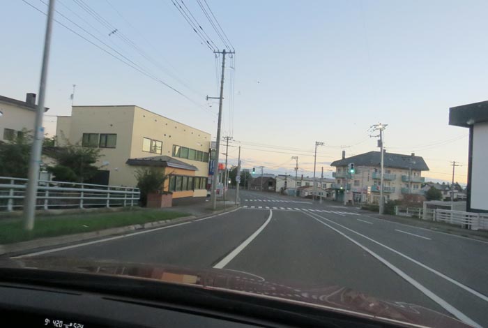 webnews今朝の北見/無加川橋を渡り南大通り交差点方向