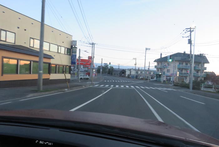 webnews今朝の北見/無加川橋を渡り南大通り交差点方向