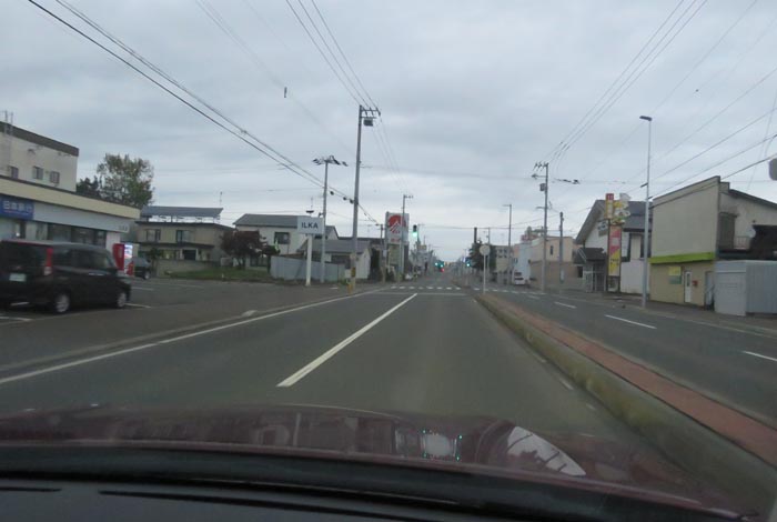 webnews今朝の北見/とん田通り、南大通り交差点から国道39号方向