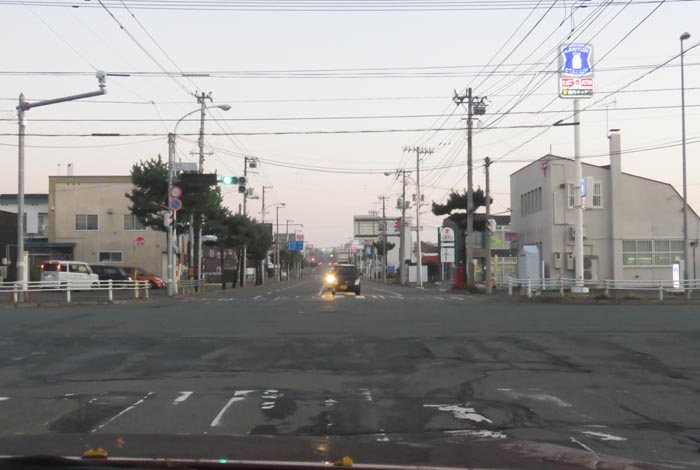 webnews今朝の北見/交差点から奥は常呂方面
