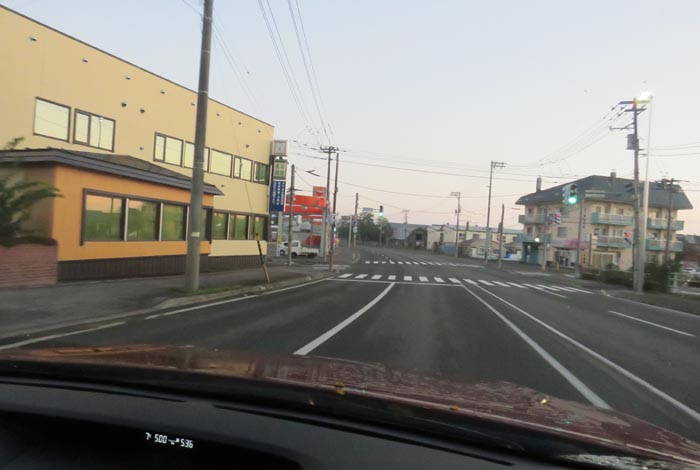 webnews今朝の北見/無加川橋を渡り南大通り交差点方向