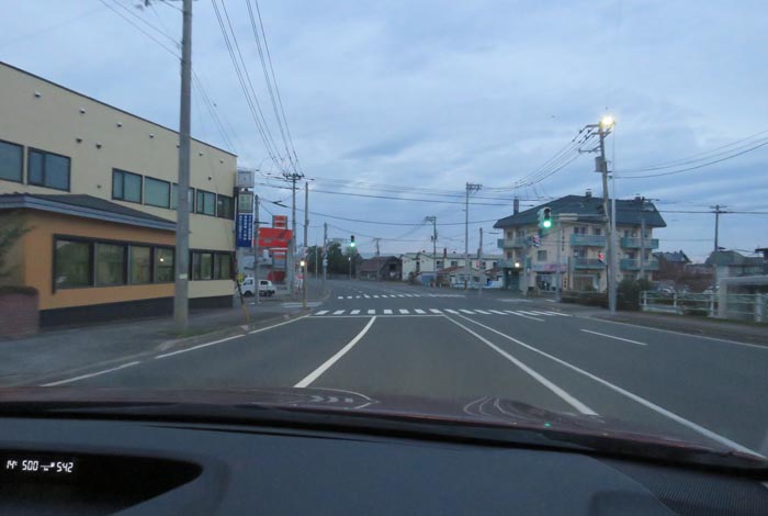 webnews今朝の北見/無加川橋を渡り南大通り交差点方向