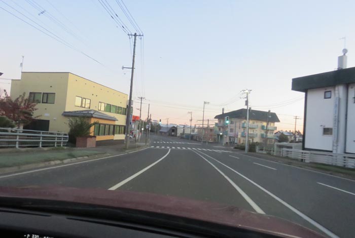 webnews今朝の北見/無加川橋を渡り南大通り交差点方向