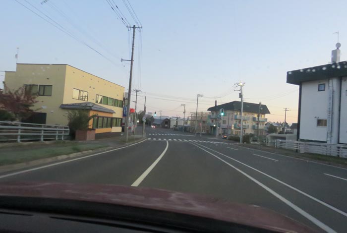 webnews今朝の北見/無加川橋を渡り南大通り交差点方向