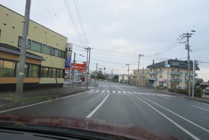 webnews今朝の北見/無加川橋を渡り南大通り交差点方向