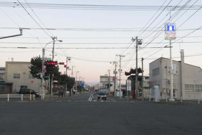 webnews今朝の北見/交差点から奥は常呂方面