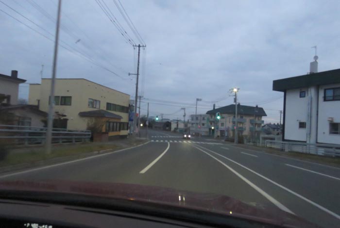 webnews今朝の北見/無加川橋を渡り南大通り交差点方向